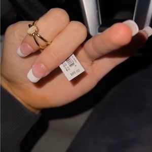 Kendra Scott ring brand new